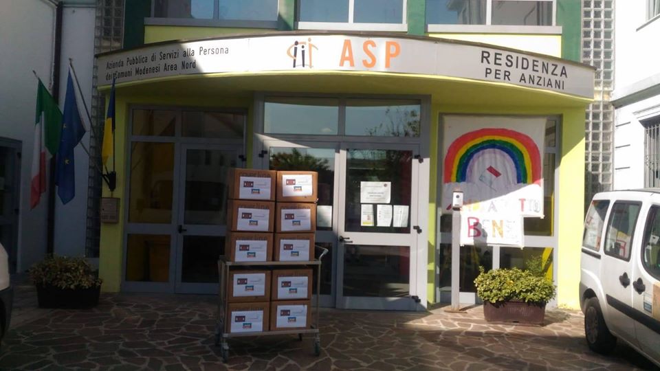 materiale donato alla casa residenza Augusto MOdena